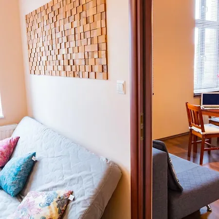 Dietla Apartment